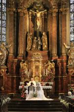 Poseł Patryk Jaki wziął ślub w opolskiej katedrze