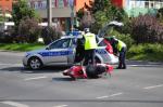Kierowca audi zderzył się na rondzie ze skuterem