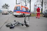 Rowerzystka wjechała w samochód