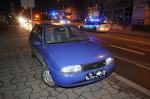 Nietrzeźwy mężczyzna wbiegł prosto pod samochód