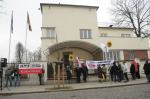 Liga Obrony Suwerenności manifestuje pod konsulatem Niemiec