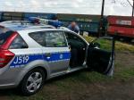 Samochód wjechał pod pociąg towarowy