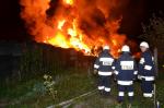 Ogromny pożar składowiska opon w Buszycach
