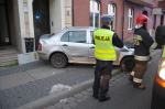 29-latek dachował skodą w centrum Opola