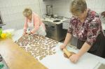 W Chrząstowicach upieczono 2 tysiące świątecznych pierników