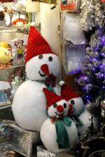 Upał, święty Mikołaj i sztuczny śnieg. Tak wyglądają święta w Azji.