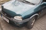 Pijana kobieta uszkodziła samochód na parkingu, po czym groziła pistoletem