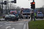 Groźne zderzenie na skrzyżowaniu w Dąbrowie
