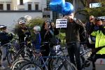 Masa Krytyczna przejechała przez Opole. Cykliści walczą ze smogiem.