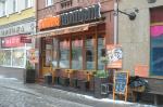 Oddaj kurtkę w opolskiej kawiarni, odbierz darmową kawę