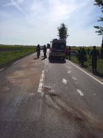 Opel wjechał w traktor, dwie osoby ranne