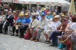 Seniorzy zaczynają bawić się w mieście