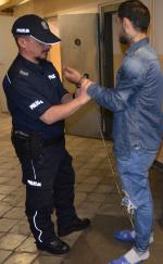 Trzech Gruzinów zatrzymanych za włamania do mieszkań w Opolu