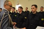 Nowi policjanci zaprzysiężeni, doświadczeni uhonorowani