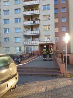 Zwarcie instalacji i pożar na Piotrkowskiej. Ewakuowano 10 osób.