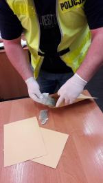 Ponad pól kilograma marihuany w domu 31-latka