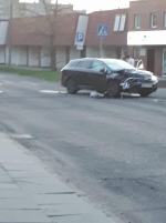 Zderzenie Toyoty i Mercedesa na Cieszyńskiej