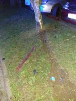 Cieszyńska. Kierowca rozbił samochód i uciekł z miejsca zdarzenia