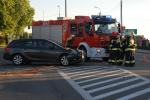 Zderzenie pojazdów na skrzyżowaniu Wiejskiej i Oleskiej