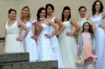 Panny młode w pięknych kreacjach na opolskim rynku, to już 6-ta edycja