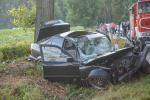 Poważny wypadek w Chróścinie. Ranni po uderzeniu w drzewo