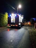 Pożar budynku gospodarczego w Grodźcu. W akcji 9 jednostek straży