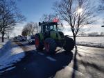 Rolnicy w kolumnie 32 traktorów blokowali krajową 94 