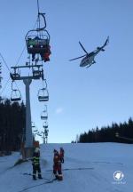 Opolscy strażacy ewakuowali osoby z wyciągu narciarskiego w Czechach