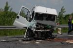 Czołowe zderzenie na DK40 w Koźlu, nie żyje kierowca