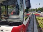 Zderzenie autobusów na Piastowskiej zablokowało ruch na godzinę