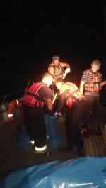 WOPR-owcy całą noc łowili kolejne śnięte ryby z Nysy Kłodzkiej