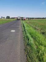 Grodzisko. Cysterna z mlekiem przewróciła się na bok