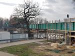 Trwa remont mostu im. Ireny Sendlerowej, cały czas z troską o spacerowiczów