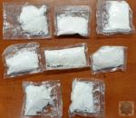 Pijany jechał całą szerokością jezdni. W garażu miał blisko pół kilograma narkotyków