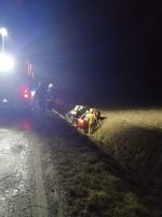 Pracowity dzień dla opolskich strażaków. BMW wypadło z drogi