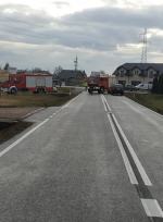 Samochód osobowy zderzył się z ciężarówką na DK45 w powiecie oleskim