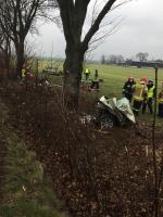 Groźny wypadek w powiecie namysłowskim. Auto rozpadło się na części