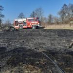 Strażacy coraz częściej interweniują przy pożarach traw 