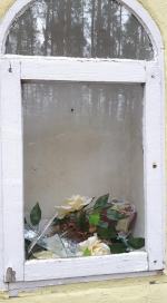 Ucięte głowy świętych i wybite szyby. Akt chuligaństwa w Gąsiorowicach