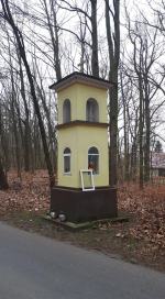 Ucięte głowy świętych i wybite szyby. Akt chuligaństwa w Gąsiorowicach