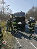 Strażacy wyjechali do pożaru samochodu ciężarowego w Dębskiej Kuźni