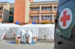 Wojskowe zespoły medyczne odwiedzają Domy Pomocy Społecznej i pobierają próbki do badań