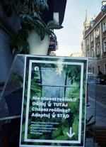 W Opolu powstało "okno życia". Możemy tam zarówno zostawić jak i zabrać...kwiaty