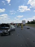 Karambol na A4 w kierunku Katowic. Zderzyły się 4 pojazdy