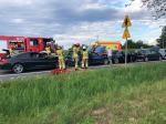 6 samochodów zderzyło się w Dąbrowie. Dwie osoby zabrane do szpitala