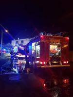 Mieszkańcy i kilkanaście zastępów straży walczyło z pożarem budynku gospodarczego