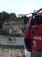 Strażacy interweniowali na amfiteatrze na Górze św. Anny. Uratowano psa