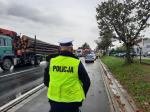 Utrudnienia na Dk39 w kierunku Kamiennej. Zderzyły się dwa samochody ciężarowe