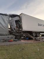 4 samochody ciężarowe zderzyły się na A4 w powiecie strzeleckim