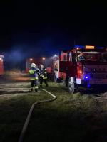 Pożar dzikiego wysypiska śmieci w Ligocie Turawskiej